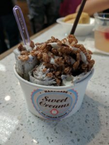 Sweet Creams Hawaii - Handmade Ice Cream Rolls